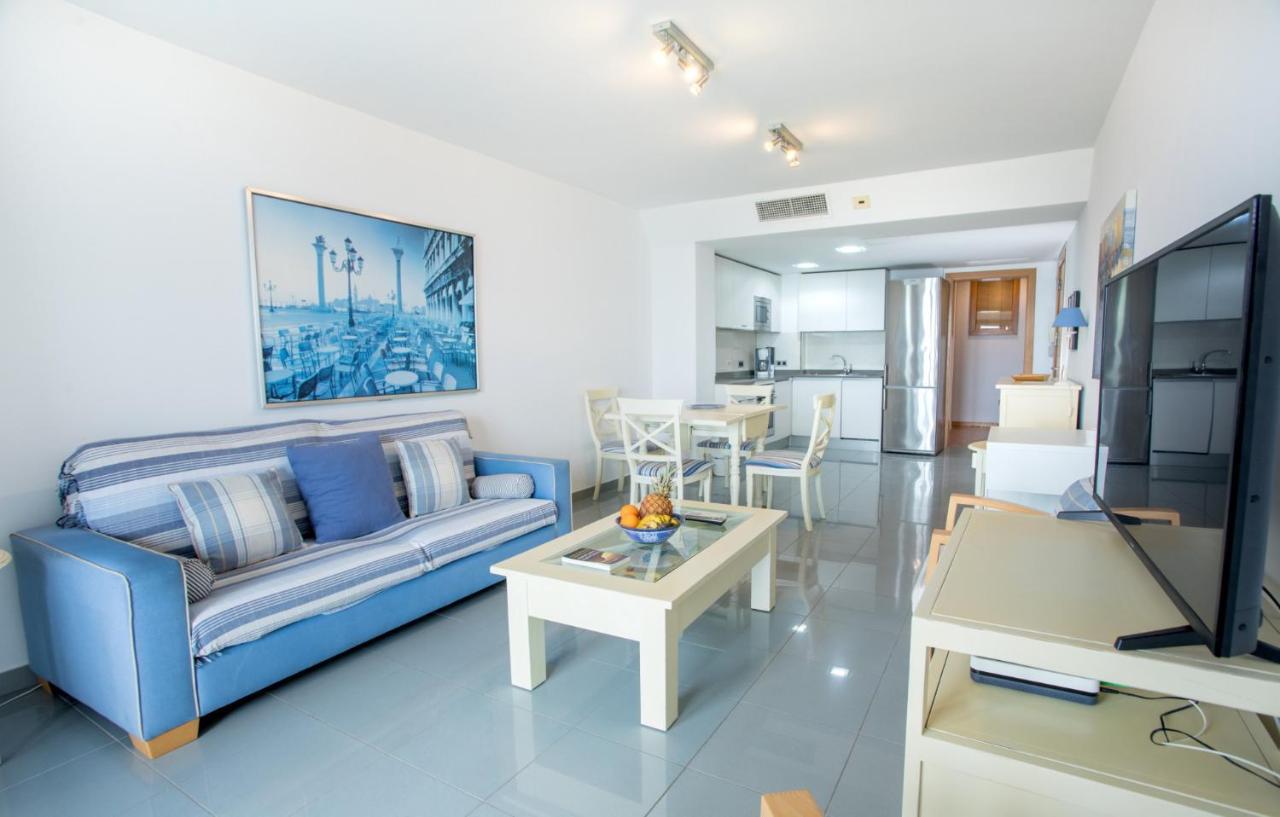 Great Balcony Over Blue Sea By Canariasgetaway Las Palmas Exterior photo