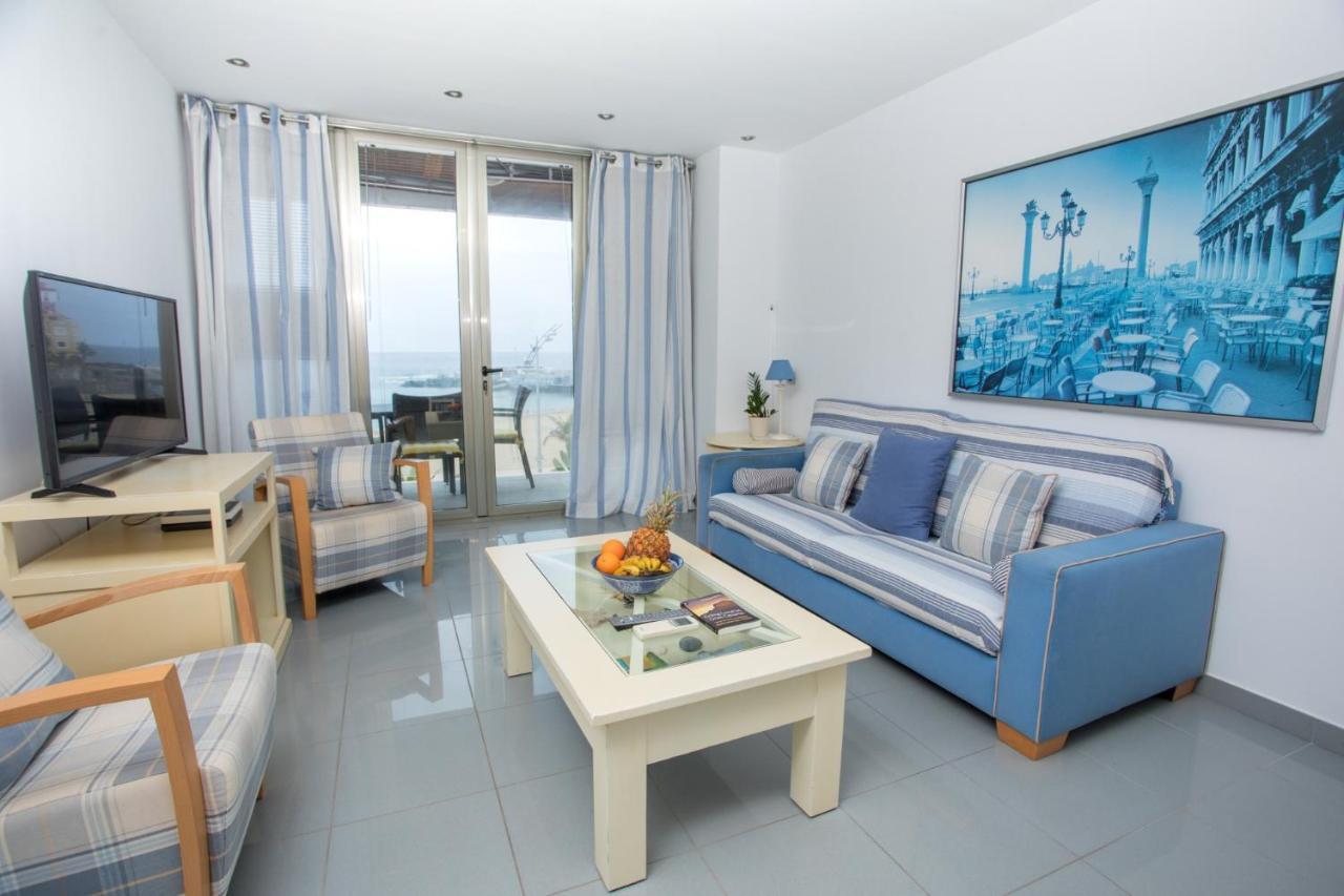 Great Balcony Over Blue Sea By Canariasgetaway Las Palmas Exterior photo
